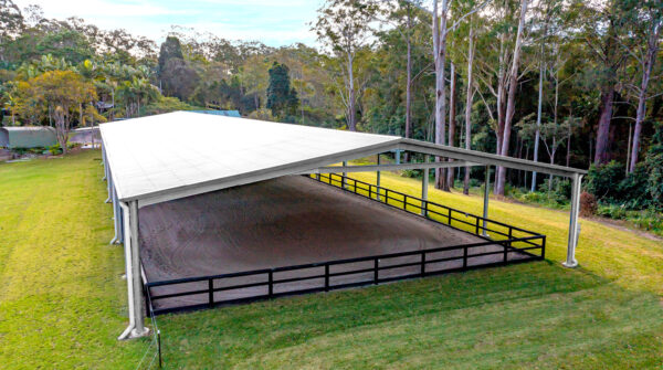 Budget Horse Arena